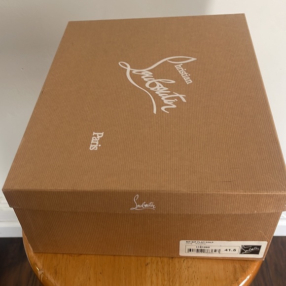 A pair of slightly used Christian Louboutin ‘s Pacific color size 41.5. - Picture 12 of 12